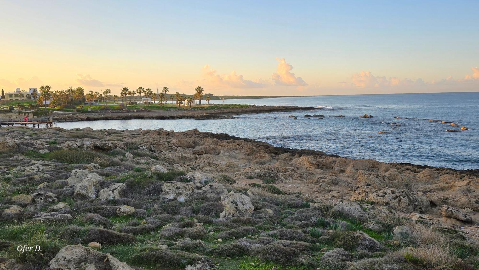 Dahan Sirena Lighthouse Luxury Apartment Paphos Extérieur photo
