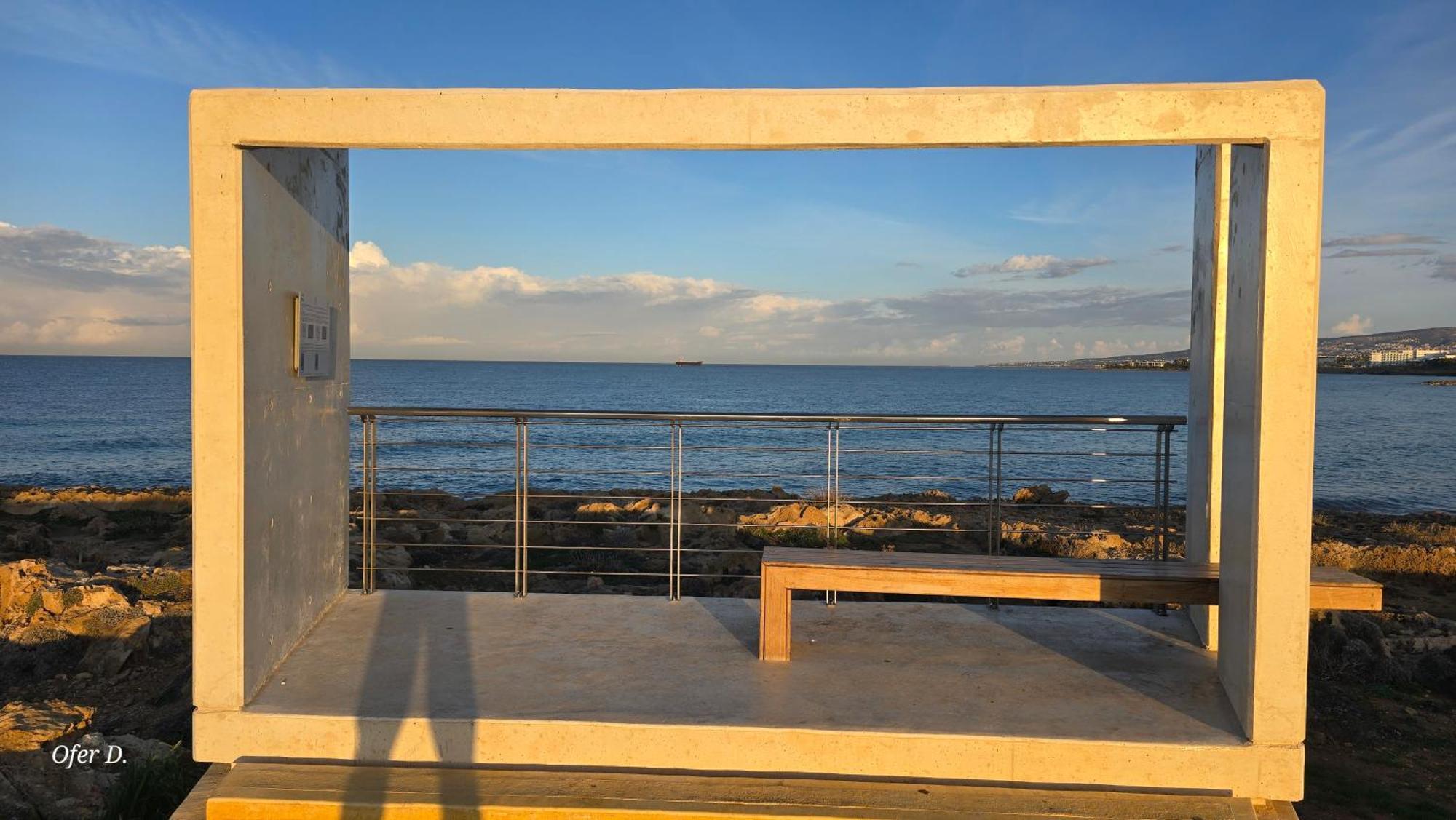 Dahan Sirena Lighthouse Luxury Apartment Paphos Extérieur photo